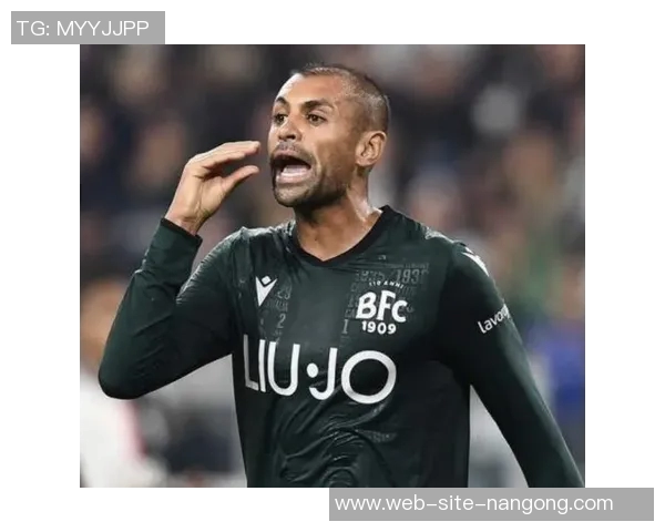 达尼洛：从足球新星到世界舞台的闪耀之星